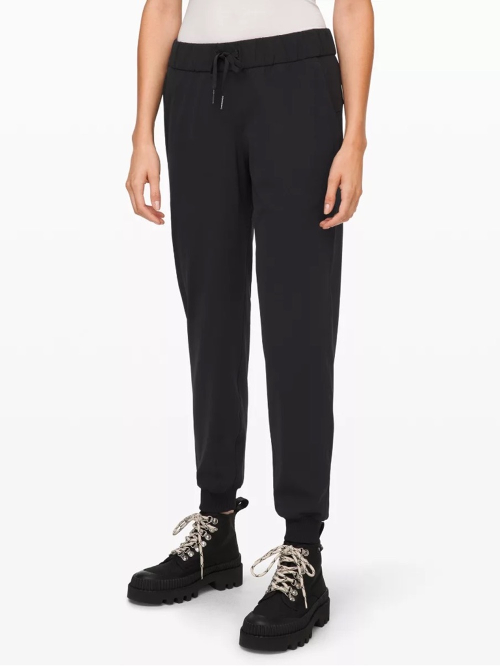 lululemon On the Fly Jogger 28"
Full-On Luxtreme size 4 black track pants